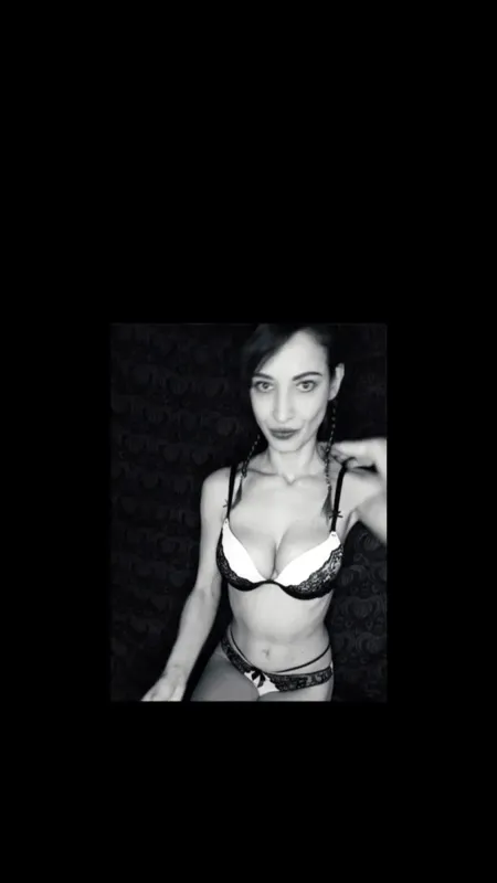 gigi.privat onlyfans header image